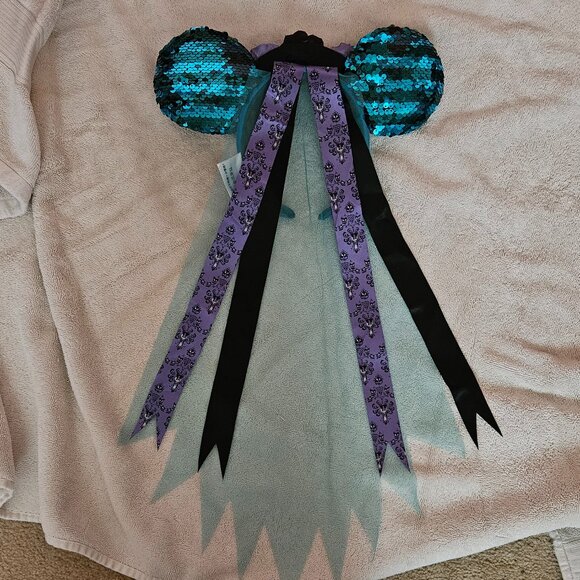 Minnie Mouse Main Attraction Haunted Mansion Minnie Ears - Picture 4 of 4